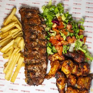 Combo - Fans del BBQ (Ribs + 10 Alitas + Fries)