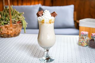 Snickers Shake