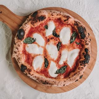 Pizza Tartufata