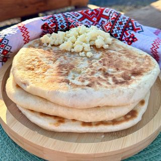 Plăcintă cu brânză