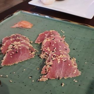 61. Maguro Tataki