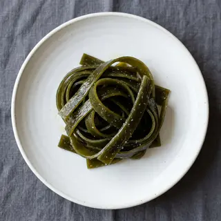 HOT 11 Kelp