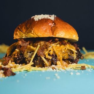 Smash carbonara trufada