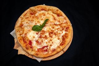 Pizza Margherita Ø 32cm