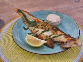 Limba de mare la gratar