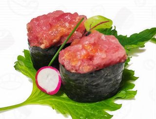 123. Gunkan spicy tonno