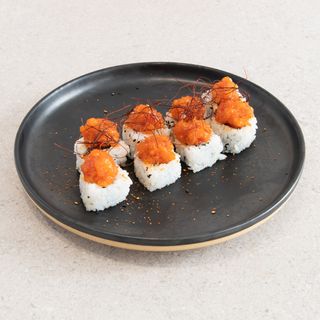 Spicy salmon roll (8 uds.)