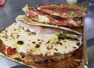 Crea la tua piadina farcita