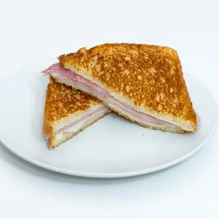 Bikini De Jamón Y Queso