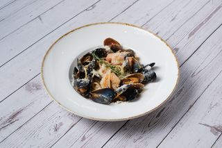 Spaghetti cu fructe de mare