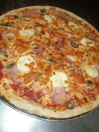Pizza Stromboli