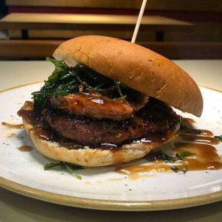 Hamburguesa Al Pedro Ximénez