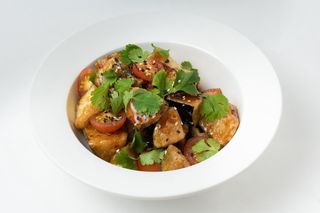 Салат из хрустящих баклажанов