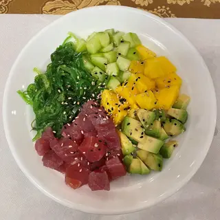 379 Poke tonno con sesamo