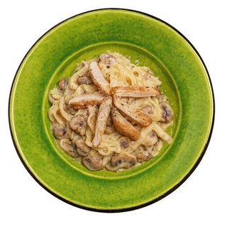 Тальятеле з куркою та грибами