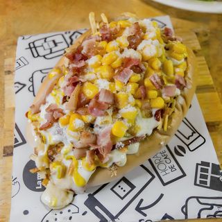 Hot Dog Maíz / Jamón + Bebida + Patatas Fritas