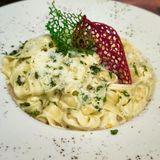 Прясна паста със сирена