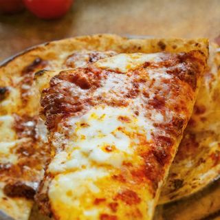 Pizza Margherita senza glutine e lattosio