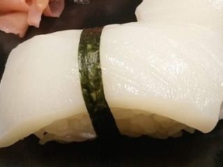 Nigiri Ika (2 szt.)
