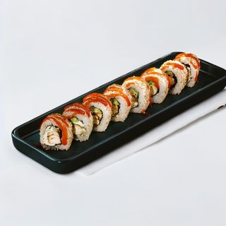 ქათმის ცხარე როლი - 8 ნაჭერი