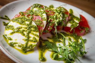 Салата Капрезе (260г)