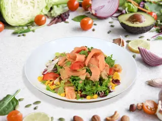 SALATA SOMON FUME