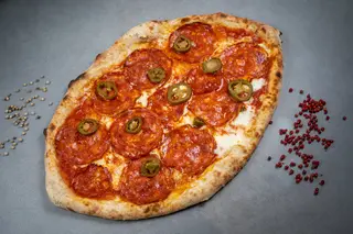 Pizza Diavola Amore Ø 40x30cm - (4E  1.47g sare  2.52g zahar)/100g
