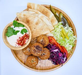 Falafel farfurie