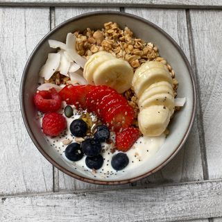 Coconut Yogurt Parfait 