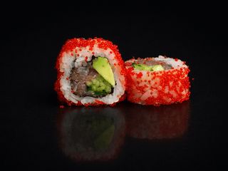 Kalifornia w Tobiko z tuńczykiem (8 szt.) (310g)