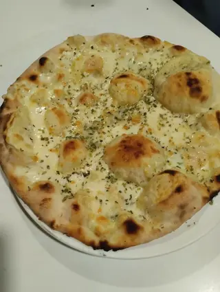 Pizza Quattro Formaggi (32 Cm.)