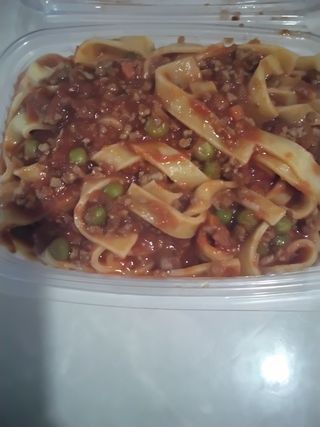 Pasta fresca al ragù siciliano