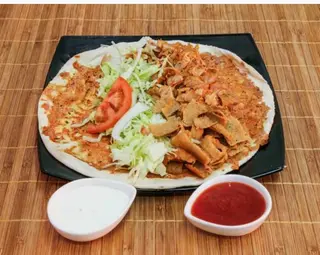 Lahmacun (2 uds) + Ración + Bebida (2 uds)