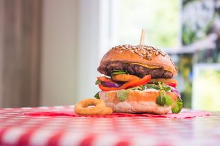 Burger Cebulowy szał 10cm