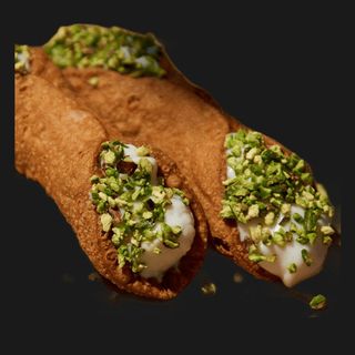 Cannolo Siciliano -/ud.