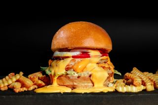 ქათმის ბურგერი & ფრი