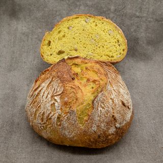 Pan De Maíz, Cúrcuma Y Pipas - 500gr