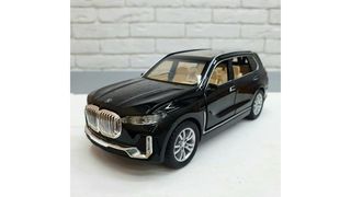BMW X7 металл звук/свет