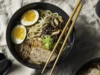 169 Ramen con frutti di mare