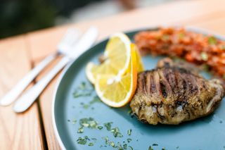 Pulpe de pui dezosate la gratar