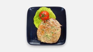 Sandwich cu piept de pui grill