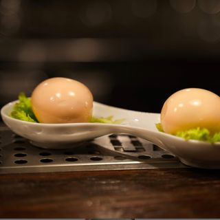 Яйця мариновані в соєвому соусі