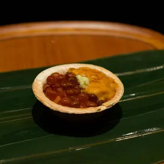 Mini Donburi de Ikura (Huevas de Salmón) y Uni (Erizo de Mar)