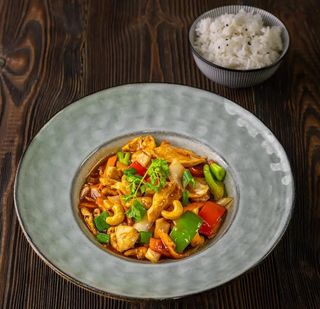 Pad Med Mamuang (owoce morza)