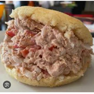 Arepa de atún 