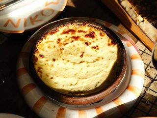 Мусака з томленою грудинкою ягняти, картопляним мусом і печеним баклажаном (350г)