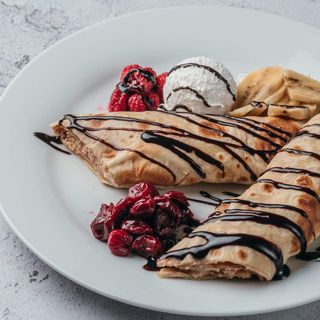 Palačinka sa Eurokremom Takovo, kokosom i bananom