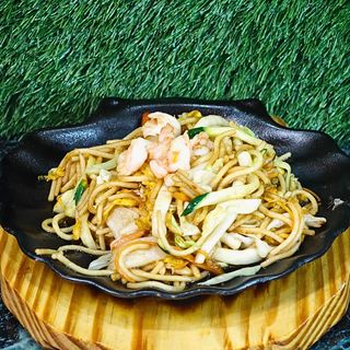 Spaghetti con frutti di mare alla piastra