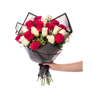 Bouquet de 20 Roses Rouges et Blanches – Passion et Pureté