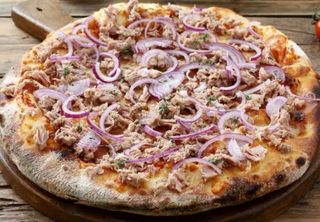 Pizza De Atún